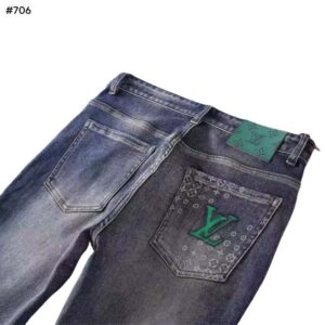 [국내배송]루이비통 24FW 모노그램 그린탭 워싱 데님 팬츠