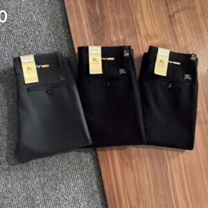 [국내배송]버버리 매장판 심플 로고 일자 팬츠