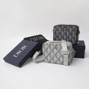 [국내배송]디올 다이아몬드 스트랩 숄더백