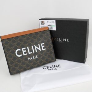 [국내배송]셀린느 트리오페 스펠링로고 파우치 클러치백