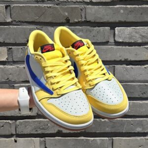 [국내배송]조던1 X 트레비스스캇 카나리