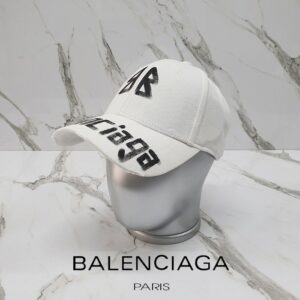 [국내배송]발렌시아가 빈티지 BB 로고 볼캡