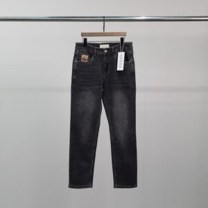 [국내배송]구찌 포켓 로고자수 흑 청바지