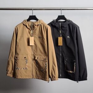 [국내배송]버버리 포켓체크 윈드 자켓