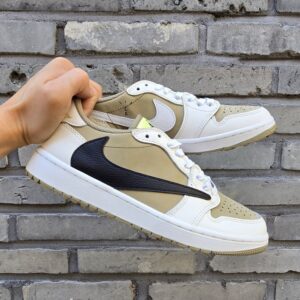 [국내배송]조던1 X 트레비스스캇 골프 뉴트럴 올리브