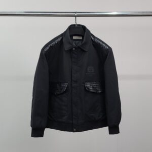 [국내배송]보테가베네타 레더패턴 포켓 자켓