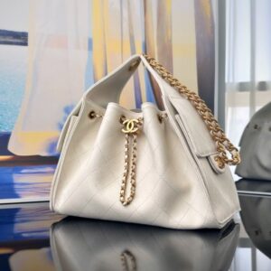 [국내배송]샤넬 25백 스몰 캐비어 화이트 금장 AS5293