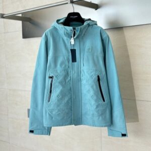 [국내배송]루이비통 2025ss 테크니컬 벨벳레인 자켓