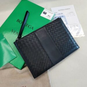 [국내배송]보테가베네타 클러치백 최상위버전 168-123 (남녀공용)