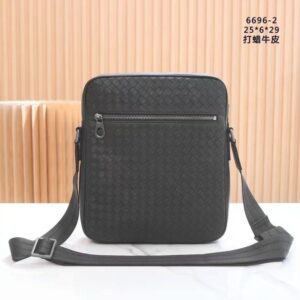 [국내배송]보테가 베네타 메신져백