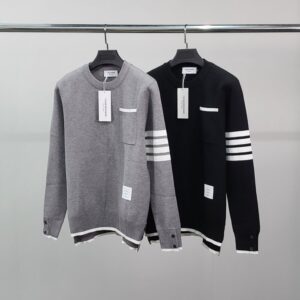 [국내배송]톰브라운 사선완장 라인포켓 울 니트